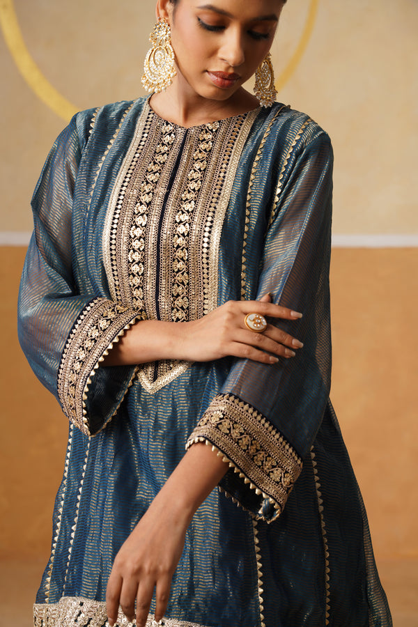 Velvet Ameera Kurta Set