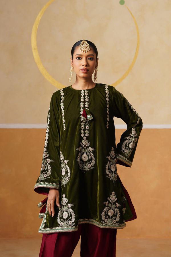 Olive Velvet Chaandraat Kurta Set