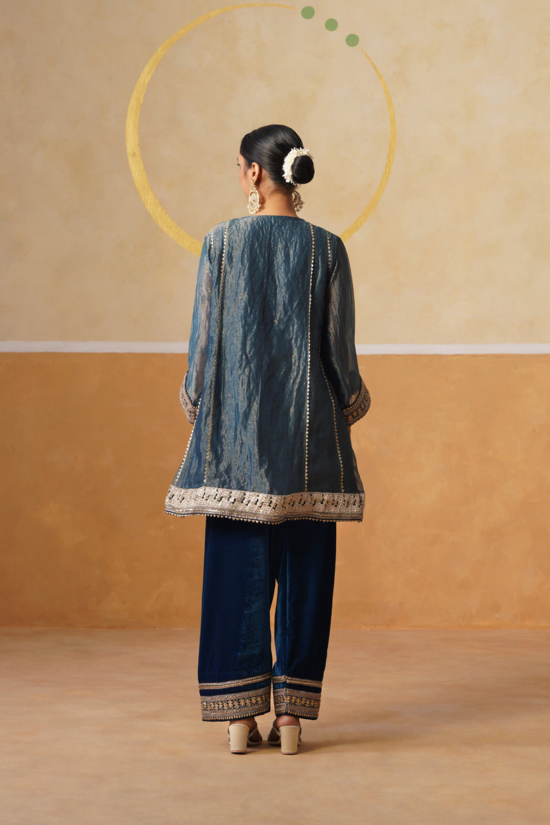 Velvet Ameera Kurta Set