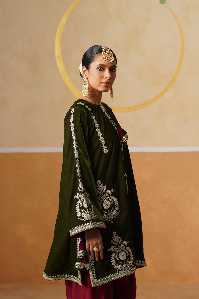 Olive Velvet Chaandraat Kurta Set