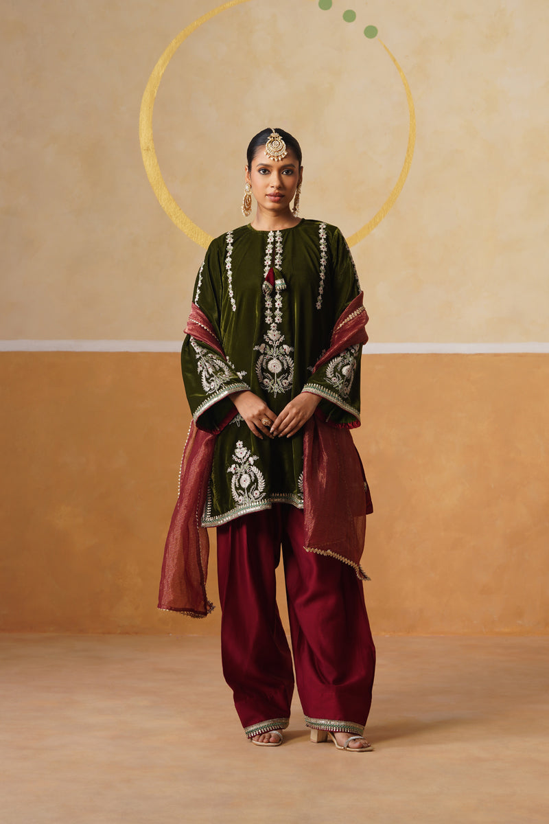 Olive Velvet Chaandraat Kurta Set