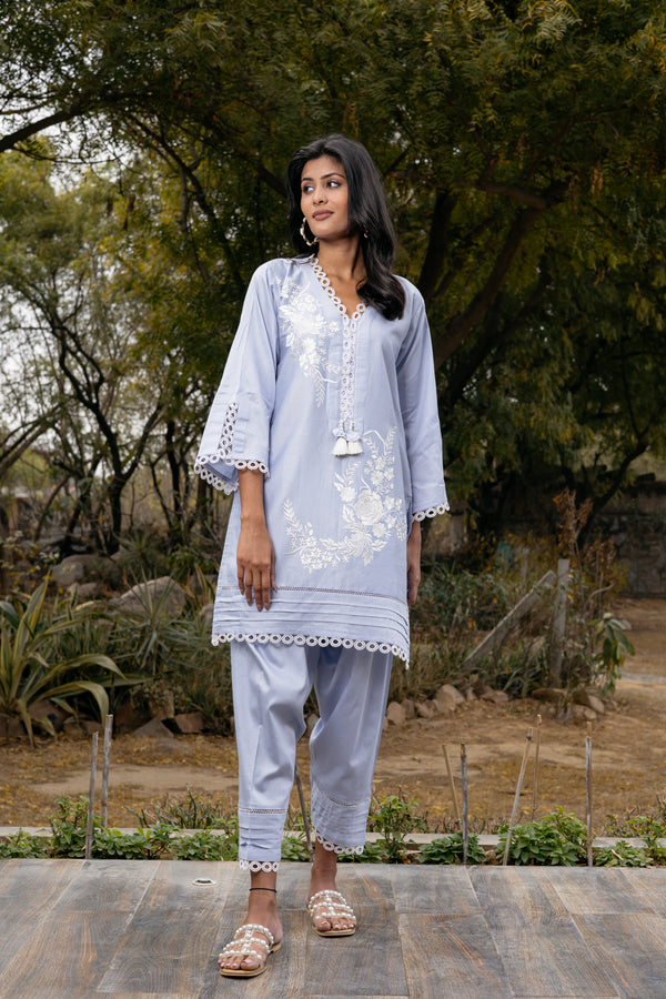 Kaia Kurta Set