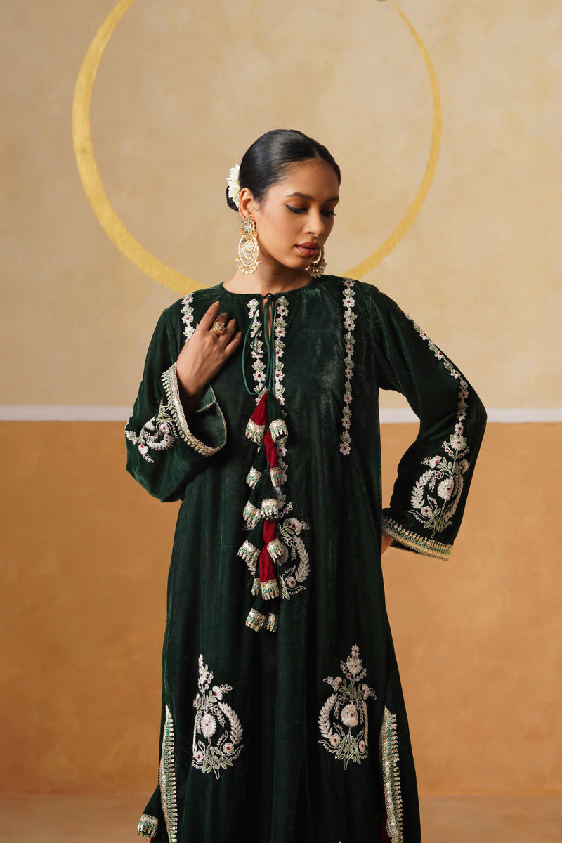 Green Velvet Chaandraat Kaftaan