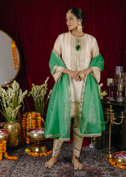 Teej Kurta Set