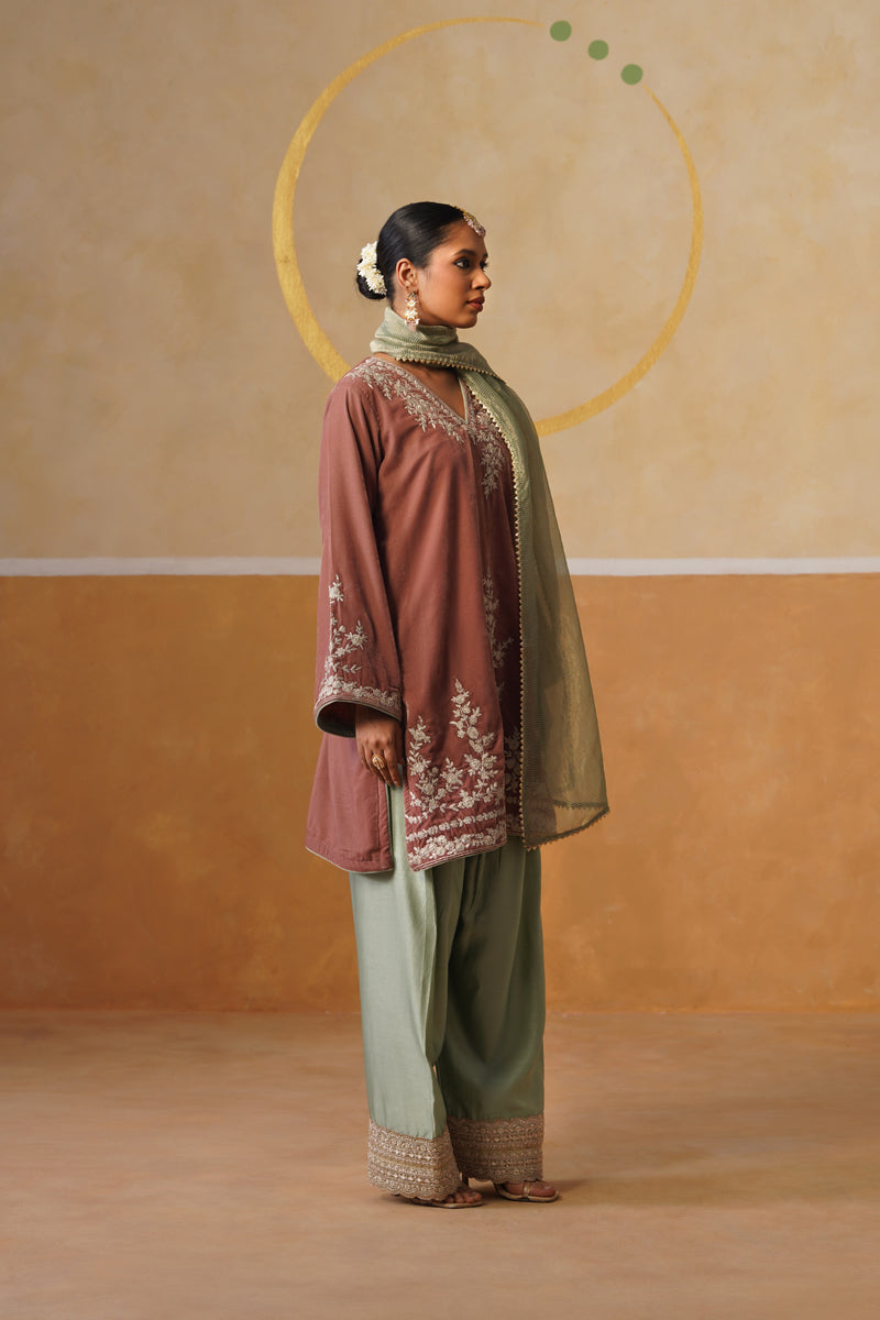 Raqs Kurta Set