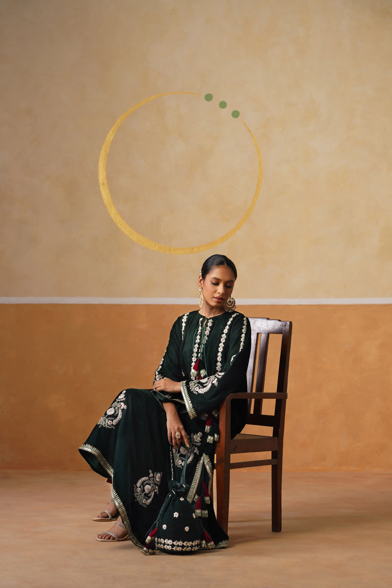 Green Velvet Chaandraat Kaftaan