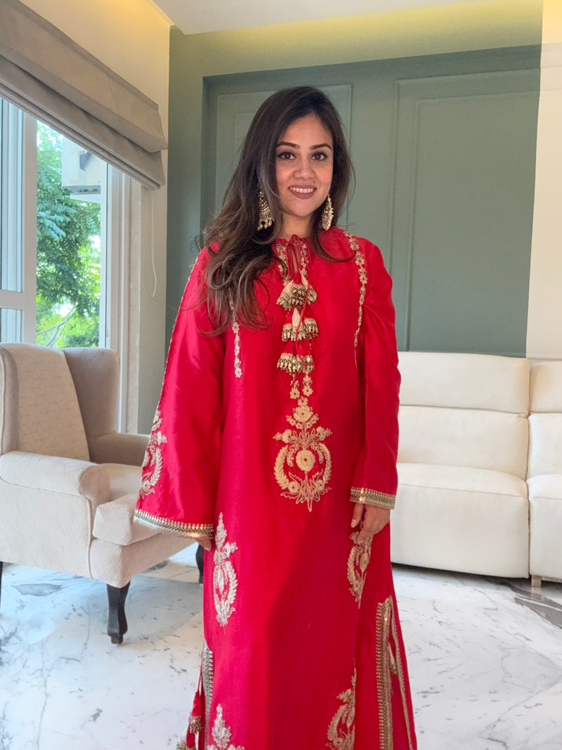 Red Chaandraat Kaftaan