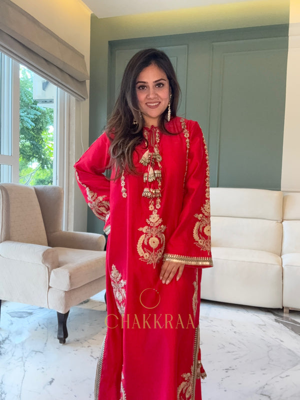 Red Chaandraat Kaftaan