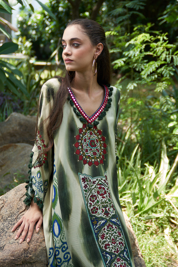 Zarqaa Kaftaan