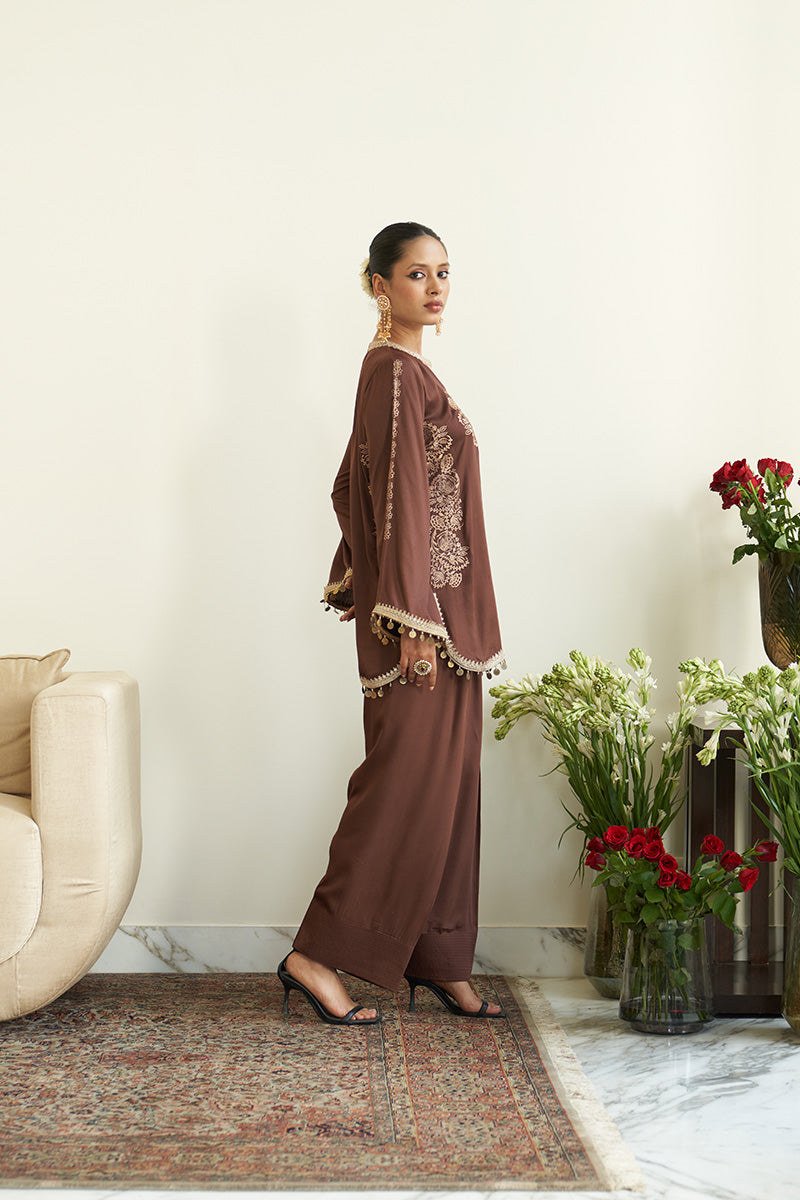 Tahira Farshi Salwar Set
