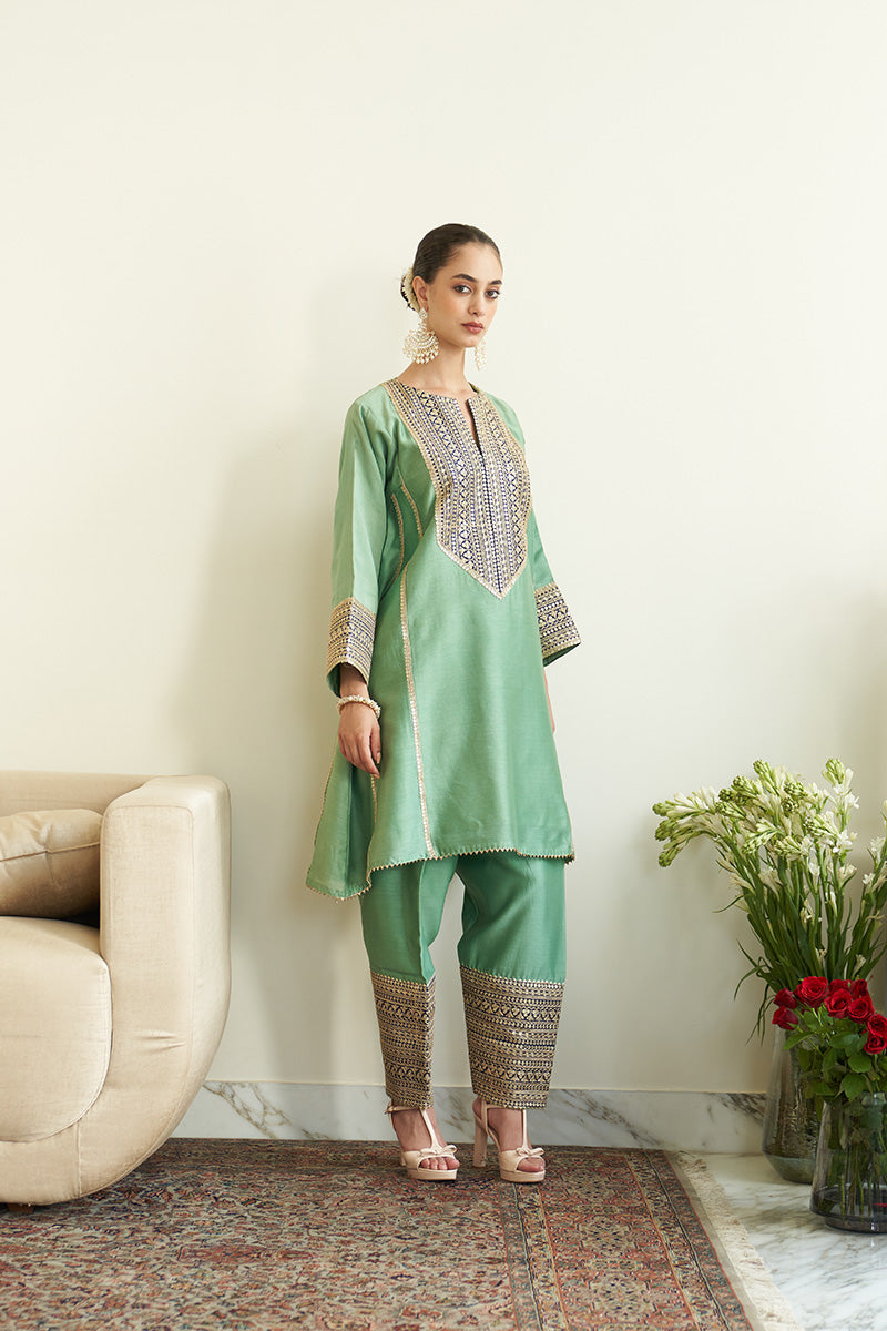 Neelkamal Kurta Set