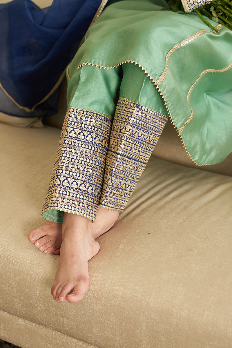 Neelkamal Kurta Set