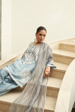 Sitaara Kurta Set