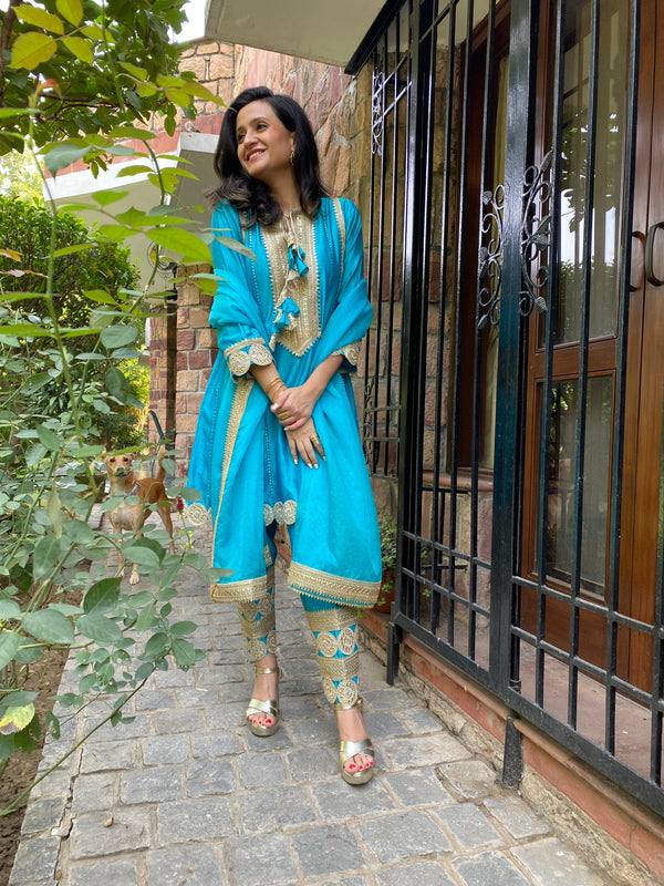 Mitali Wadhwa’s pick Turquoise Paakezah Kurta Set