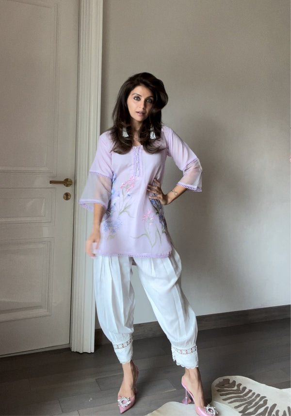 Nriti Shah’s pick Alpine Kurta Set