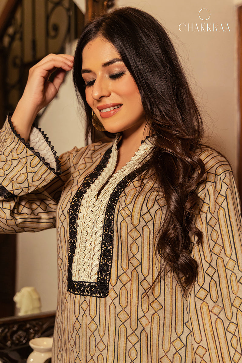 Euphoria Straight Kurta Set With Black Tulip Pants