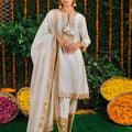 Paakezah Kurta Set