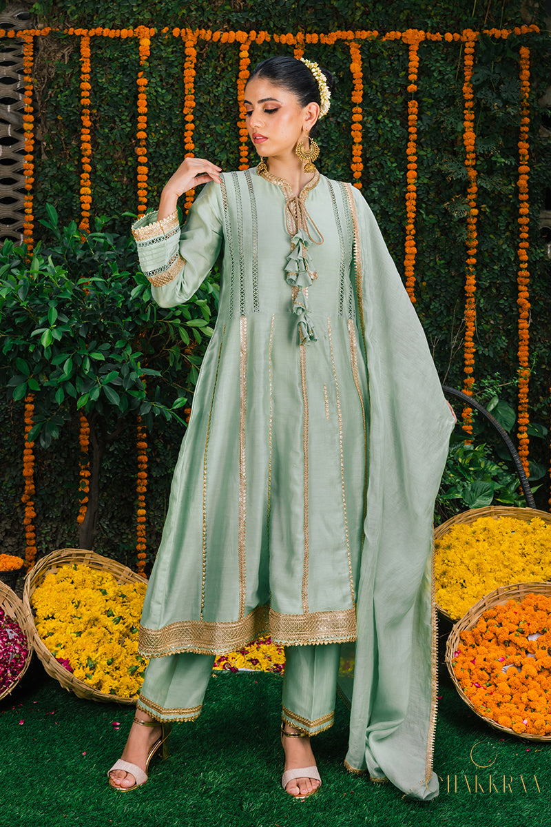 Umrao Kurta Set