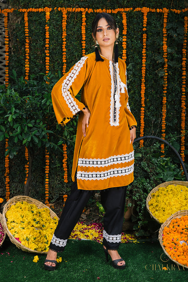 Gazal Kurta