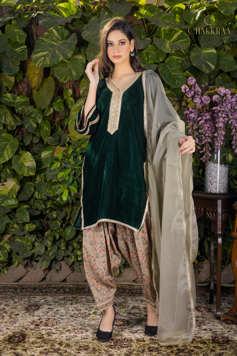 Amira Kurta Set